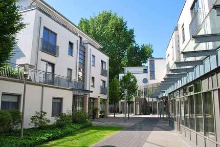 Wohnung zum Mieten in Düsseldorf 2.097,62 € 149.83 m²