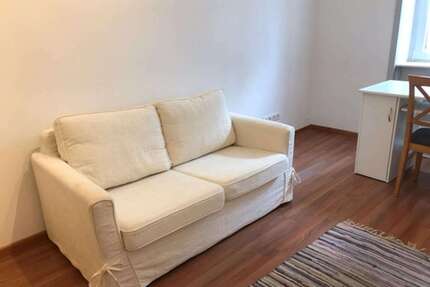 WG-Zimmer in Frankfurt am Main 595,00 € 14 m²