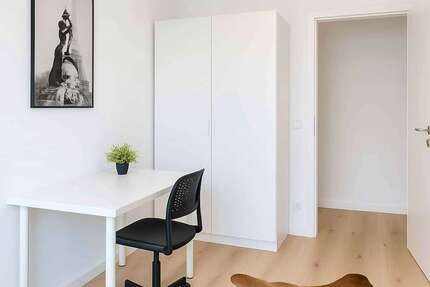 WG-Zimmer in München 850,00 € 12 m²