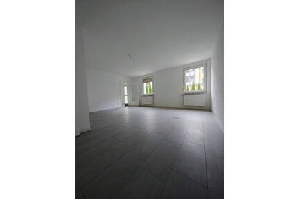 Wohnung im EG mit Terrasse und Gartenzugang - Karlsruhe Durlach