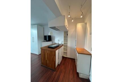 Möbliertes 1-Zimmer-Appartement mit Balkon - Wiesbaden Südost