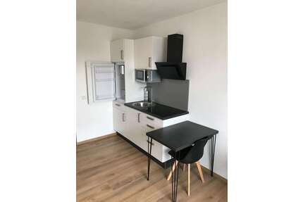 Wohnung zum Mieten in Augsburg 425,00 € 22.54 m²