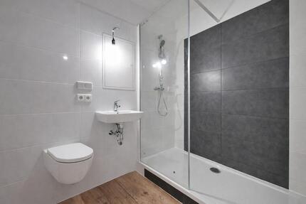 Wir zaubern Ihren Wohn(t)raum - 3-Zimmer-Wohnung I 1. Etage I Walk-In-Dusche! - Dresden Cotta