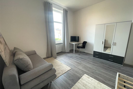 Möbliertes Zimmer in 5er WG mit 2 Bädern - Stadthagen