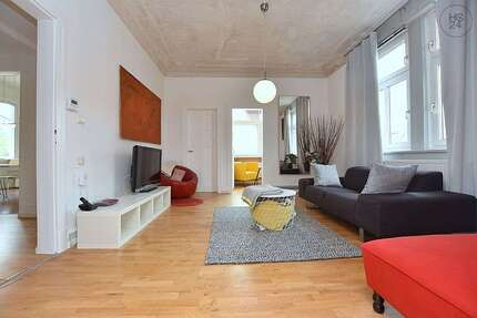Wohnen auf Zeit in Stuttgart 1.890,00 €