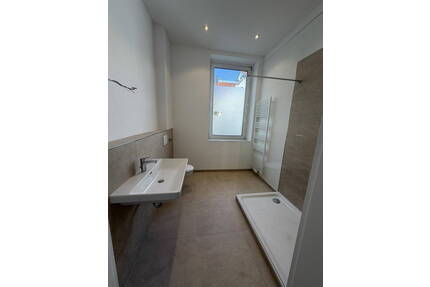 Renovierte 2-Zimmer-Wohnung mit neuem Badezimmer im Katharinenviertel - Befristete Vermietung - Osnabrück Weststadt