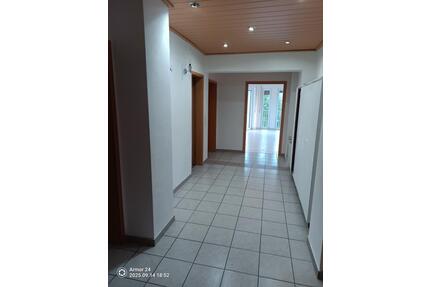 4 Zimmer Wohnung Niederzwehren-Kassel - Baunatal