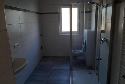 ***EIN ZIMMER WOHNUNG 48M² GEGENÜBER SIEMENS IN RUHSTORF*** - Ruhstorf an der Rott