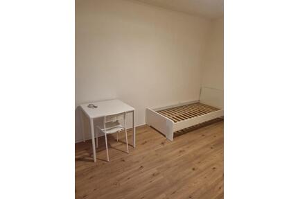 WG Zimmer in 3er WG zu vermieten ab sofort! - Kassel Philippinenhof-Warteberg