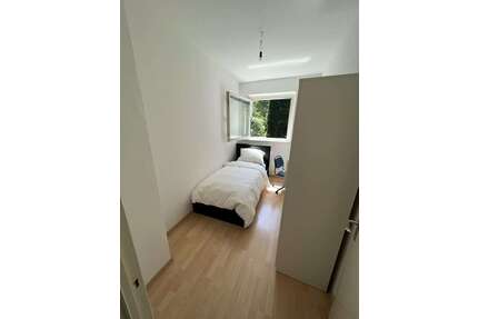 WG-Zimmer in Berlin 550,00 € 10 m²