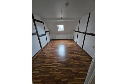 3 Zimmer Maisonette Wohnung - 820,00&nbsp;EUR Kaltmiete, ca.&nbsp; 96,00&nbsp;m&sup2; in Lüdersdorf (PLZ: 23923)