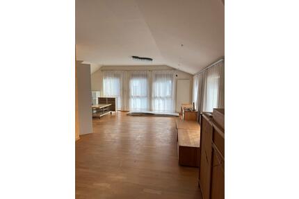 Großzügige 4-Zimmer Wohnung zu vermieten - Ruppertshofen