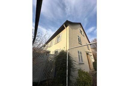 Helle 3,5-Zimmer Dachgeschosswohnung in Nürtingen