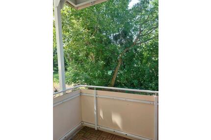 3-Zimmer EG-Wohnung Balkon & 3 Min zum Wendsee! - Brandenburg an der Havel Kirchmöser Dorf