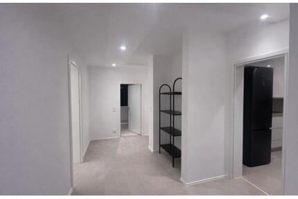 Möblierte 2-Zimmer Wohnung - 1.400,00&nbsp;EUR Kaltmiete, ca.&nbsp; 60,00&nbsp;m&sup2; in Düsseldorf (PLZ: 40233) Flingern Süd
