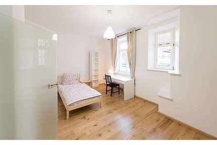 WG-Zimmer in München 850,00 € 12 m²