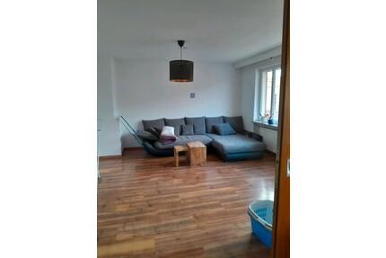 Zimmer zu vermieten in 4-Zi-Wohnung am Stadtpark - Nürnberg Erlenstegen