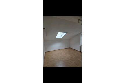 3 Zimmer Küche Bad - 700,00&nbsp;EUR Kaltmiete, ca.&nbsp; 60,00&nbsp;m&sup2; in Völklingen (PLZ: 66333)
