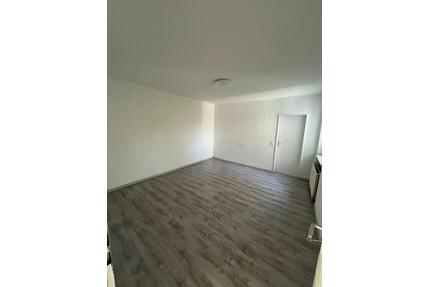 3 Zimmer Wohnung - 800,00&nbsp;EUR Kaltmiete, ca.&nbsp; 65,00&nbsp;m&sup2; in Wuppertal (PLZ: 42277) Gemarkung Langerfeld