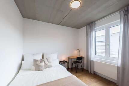 WG-Zimmer in Frankfurt am Main 580,00 € 10 m²