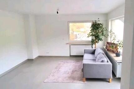 Neuwertige 3-Zimmer Wohnung mit Balkon in Kürten