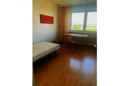 WG-Zimmer in Eschborn 700,00 € 15 m²