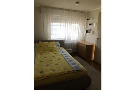 1.- Zimmer möbliert WG - 480,00&nbsp;EUR Kaltmiete, ca.&nbsp; 18,00&nbsp;m&sup2; in Weinstadt (PLZ: 71384)