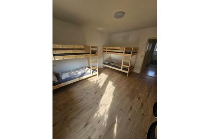 Möblierte 6-Zimmer Wohnung in Bissingen mit 700 m² Garten und Garage - Herbrechtingen