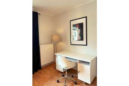 WG-Zimmer in Frankfurt am Main 899,00 € 25 m²