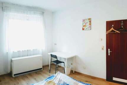 WG-Zimmer in Dortmund 350,00 € 14 m²