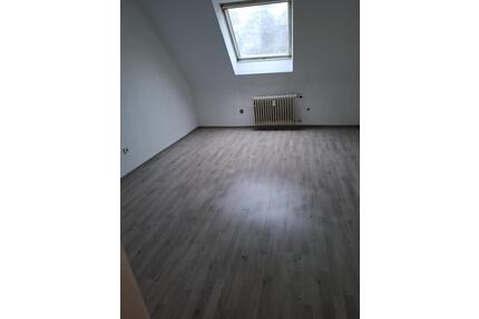 Attraktive 6 Zimmer Wohnung zu vermieten - Pirmasens