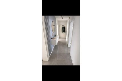 3 Zimmer Wohnung - 1.300,00&nbsp;EUR Kaltmiete, ca.&nbsp; 89,00&nbsp;m&sup2; in Walldorf (PLZ: 69190)