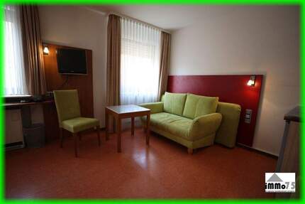 schönes, praktisches und möbliertes 1 Zimmer Appartement mit Pantry Küche - Mühlacker Dürrmenz