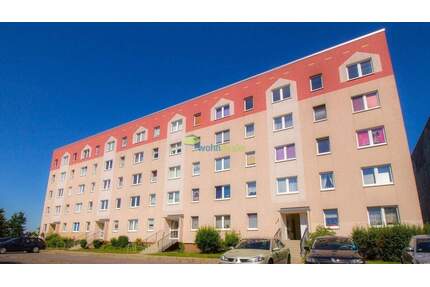 Gohlis-Nord: 3 Zimmer Wohnung frisch renoviert - Bad mit Badewanne, Balkon und Vinylboden - Leipzig