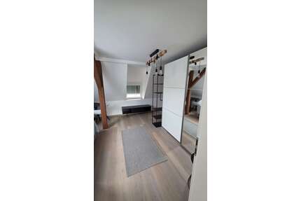 Wohnen auf Zeit in Feuerbach 750,00 €