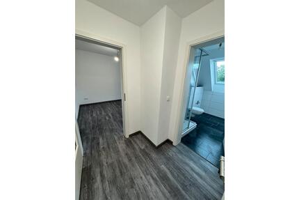 1 12 Zimmer Dachgeschosswohnung - Gelsenkirchen Gelsenkirchen-Mitte