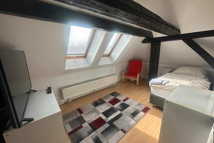 Zimmer zur Miete (WG-geeignet) - 370,00&nbsp;EUR Kaltmiete, ca.&nbsp; 10,00&nbsp;m&sup2; in Karlsruhe (PLZ: 76187) Knielingen