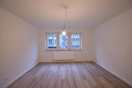 D-Altstadt! Sanierte 2-ZI-Whg mit EBK ab sofort zu vermieten - Düsseldorf