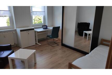 2 Zimmer Wohnung, vollmöbiliert, ruhige Lage, gute ÖV Anbindung - Radebeul