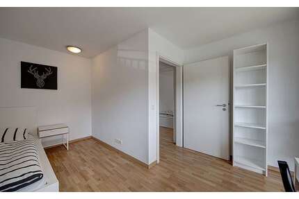 WG-Zimmer in Stuttgart 530,00 € 11 m²