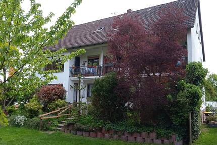 Ruhige 2 Zimmer Dachgeschoss Wohnung direkt am Benther Berg - Ronnenberg