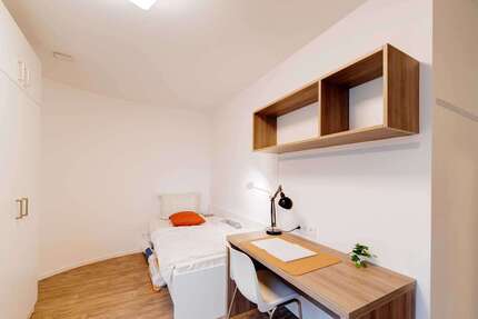 WG-Zimmer in Berlin 435,00 € 10.5 m²