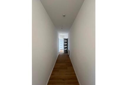 Neu renovierte 2 - Zimmer Wohnung Bezugsfertig ab 01.05.2026 - Gera