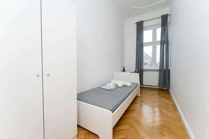 WG-Zimmer in Berlin 599,00 € 9 m²
