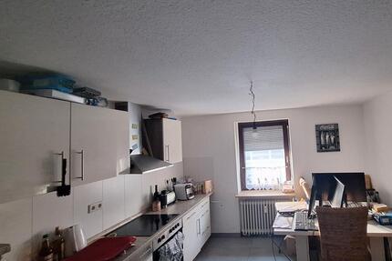 2 Zimmer Wohnung Zentrale Lage - 600,00&nbsp;EUR Kaltmiete, ca.&nbsp; 75,00&nbsp;m&sup2; in Bad Dürrheim (PLZ: 78073)