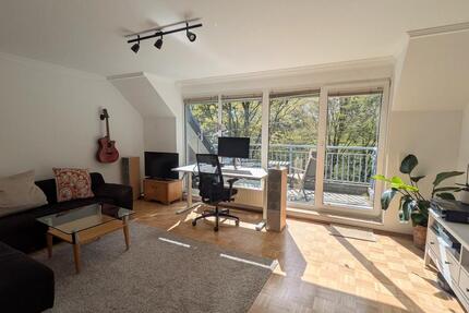 2 Zimmer möbiliert Balkon (Süd) Stellplatz Mai-Dez - Düsseldorf Stadtbezirk 9