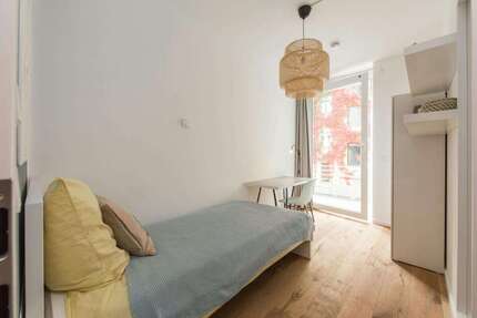 WG-Zimmer in Berlin 750,00 € 9 m²