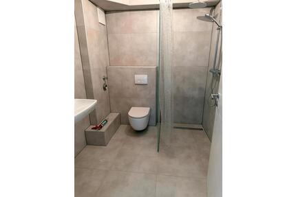 Erstbezug nach kompletter Renovierung 2 Zimmer Souterrainwohnung - Bedburg