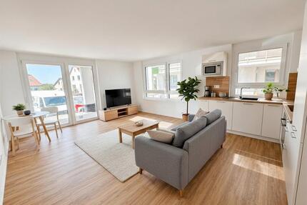 Modern. Ruhig. Grün. Mehrere 2 Zimmer Neubauwohnungen mit großem Balkon oder Terrasse in traumhafter Feldrandlage - Marbach am Neckar