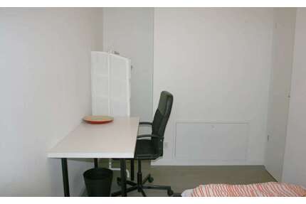 WG-Zimmer in Berlin 705,00 € 8 m²